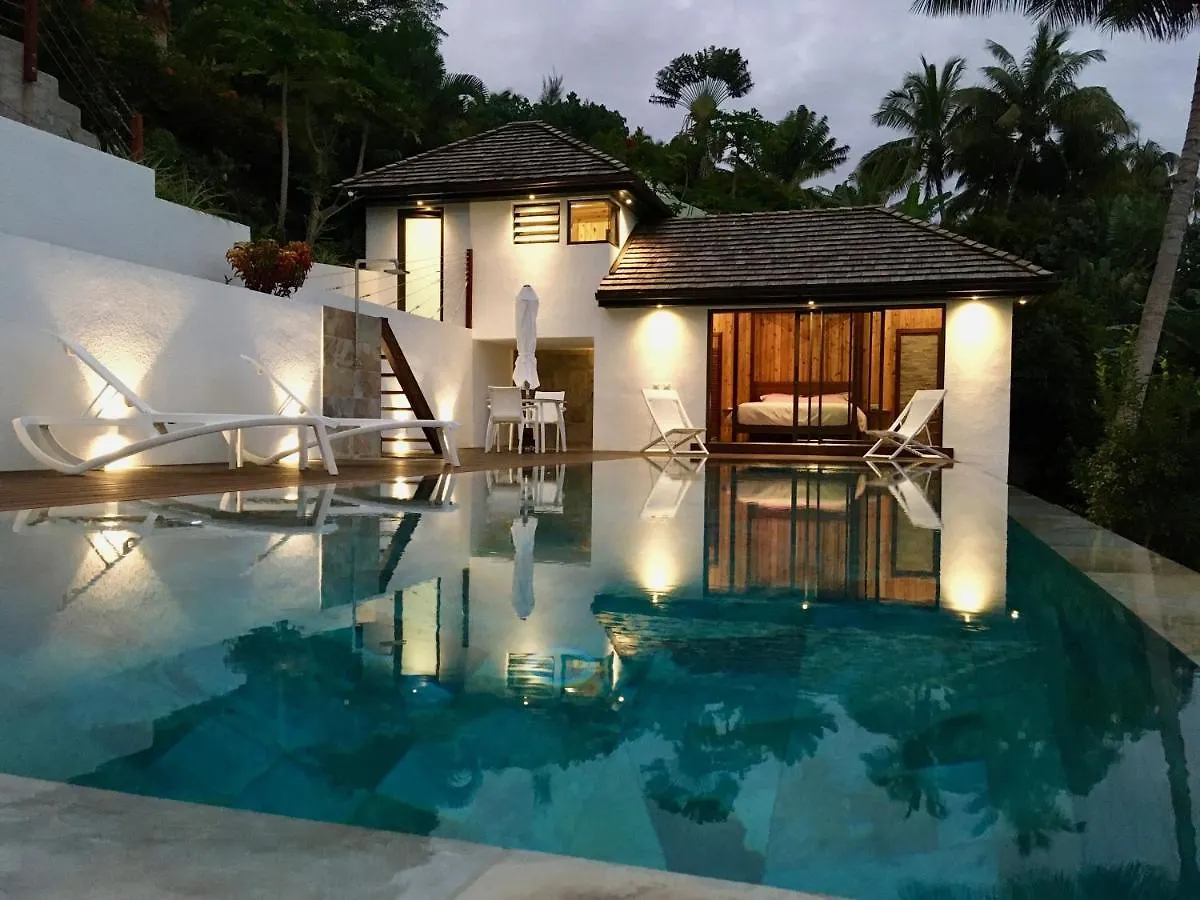 Moorea Suite Love 0*,