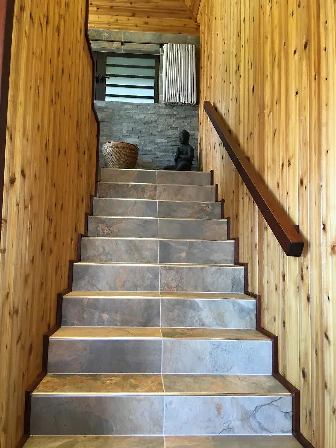 Moorea Suite Love Fransız Polonezyası