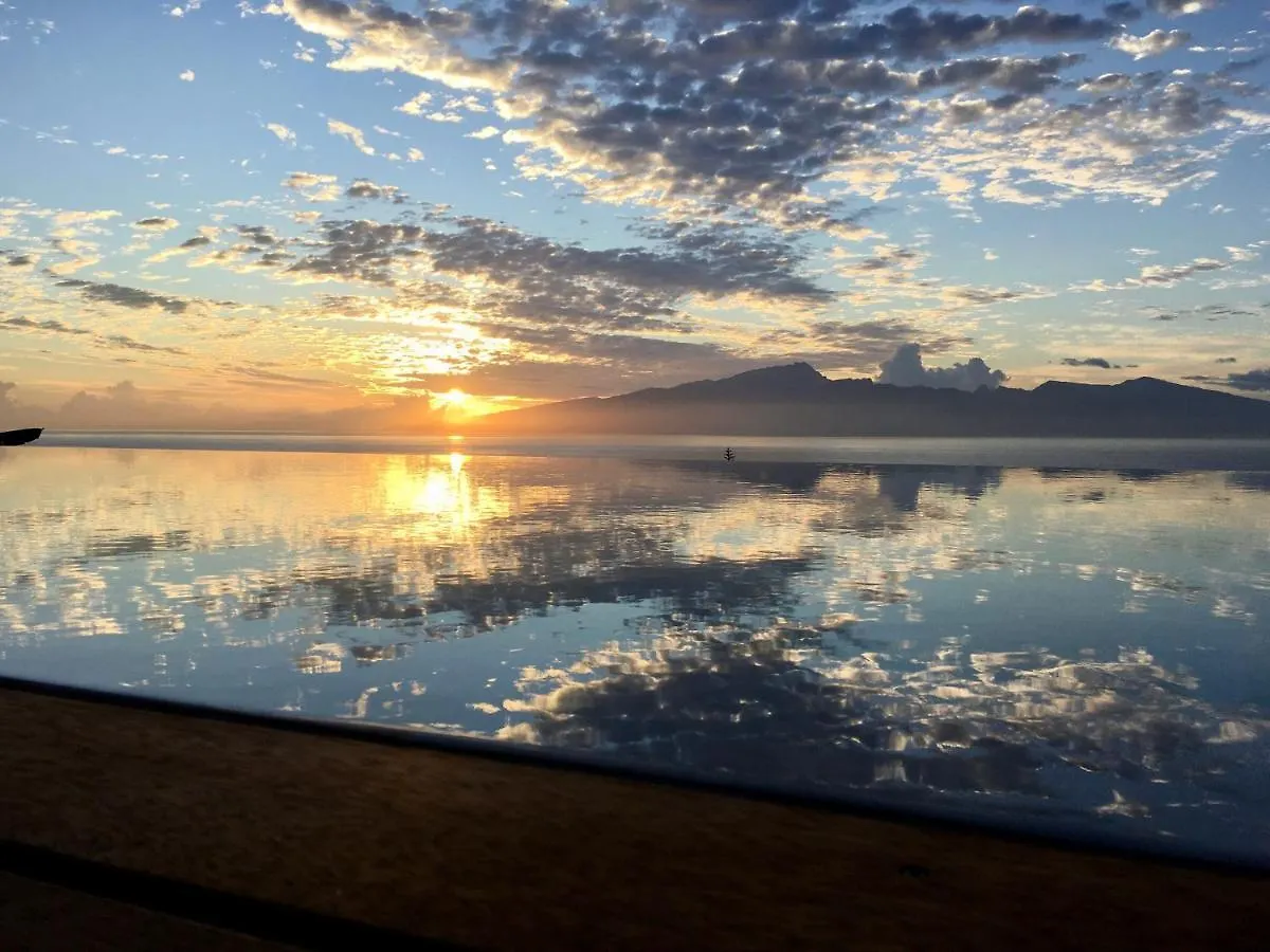 Moorea Suite Love Oda ve Kahvaltı