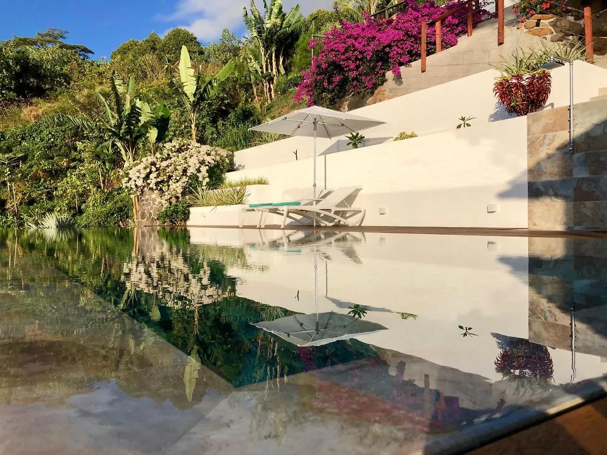 Moorea Suite Love